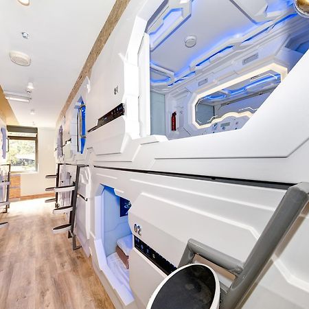 Space Q Capsule Hotel Sidney Dış mekan fotoğraf