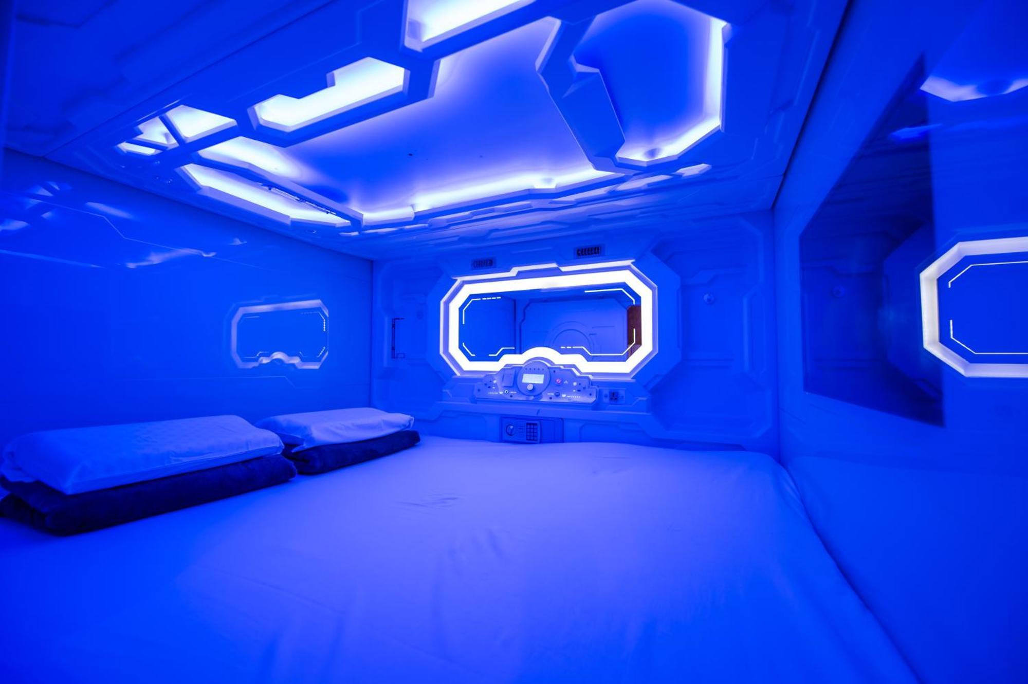 Space Q Capsule Hotel Sidney Dış mekan fotoğraf
